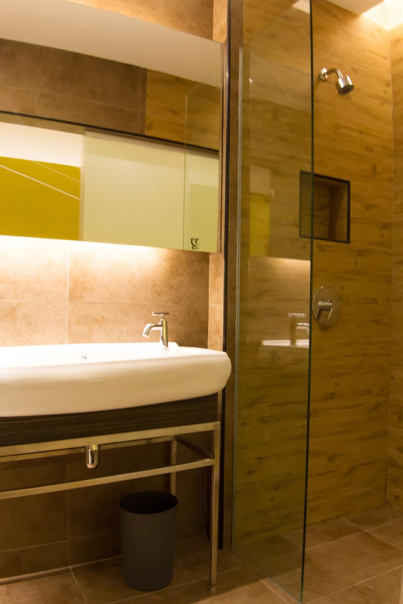 Mood Hotel Johor Bahru Extérieur photo